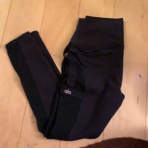 Alo Yoga leggings